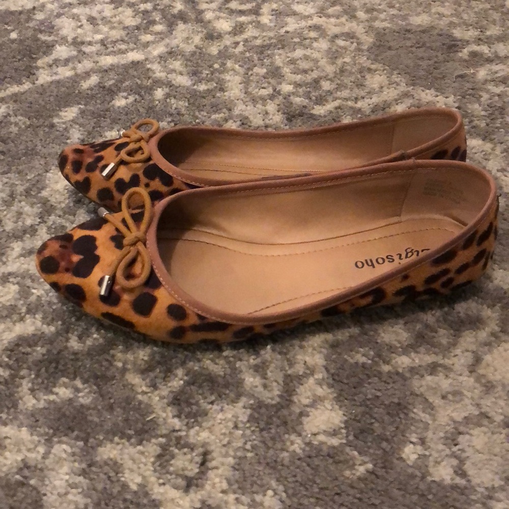 Leopard print flats